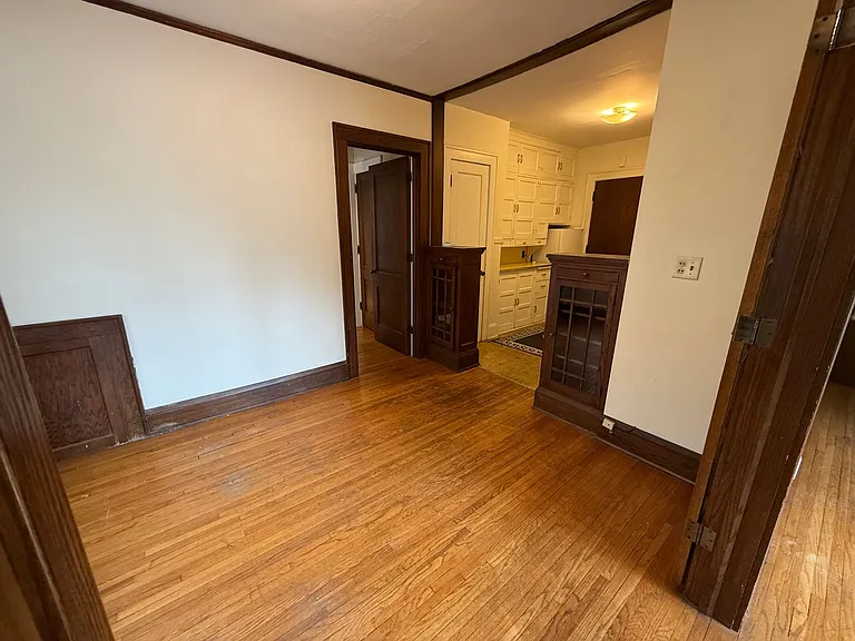 530 S East 5th East St — Photo 6