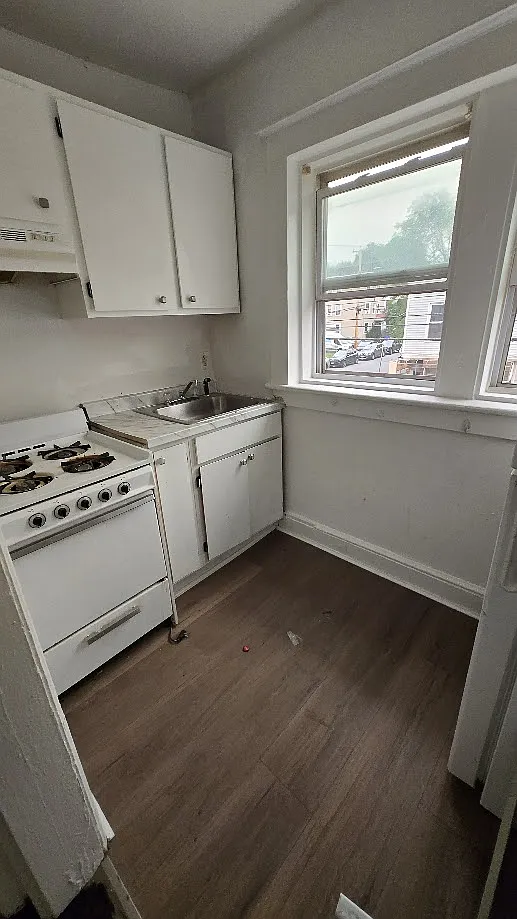 1 bed, 700 sqft, $1,395 — Photo 3