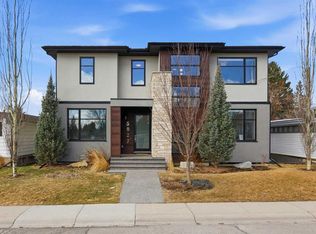 5927 E 34th St SW, Calgary, AB T3E5L7