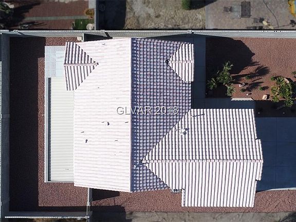 3rd image of 3821 Gramercy Ave