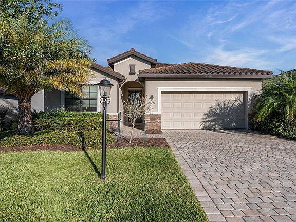 2nd image of 17221 Blue Ridge Pl