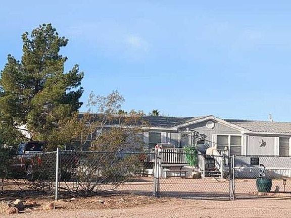 3rd image of 2055 E Scenic St