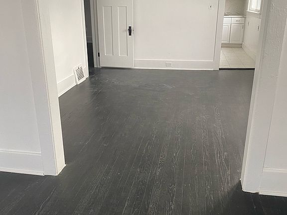 4th image of 1735 Clairmount Ave Unit B