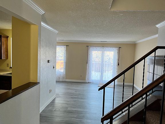 2nd image of 12 Cobble Ct