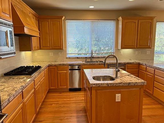 4th image of 2535 Sunflower Cir