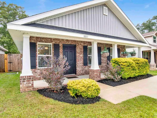 8837 Smiley Ct, Pensacola, FL 32514