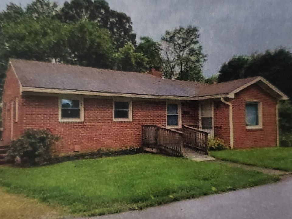1st image of 239 Massie Ave