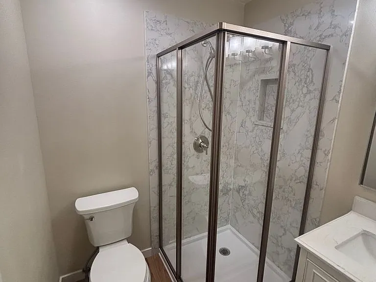 808 Shady Oak Dr — Photo 8