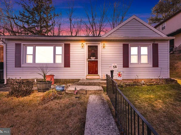58 Walnut St, Mohnton, PA 19540