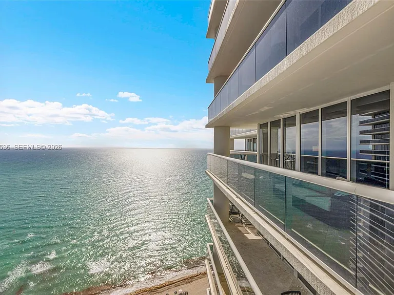1850 S Ocean Dr #3510 — Photo 1