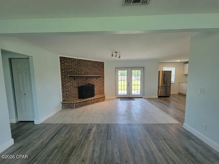 836 Miles Dr — Photo 10