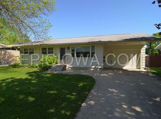 3040 3rd Ave, Marion, IA 52302