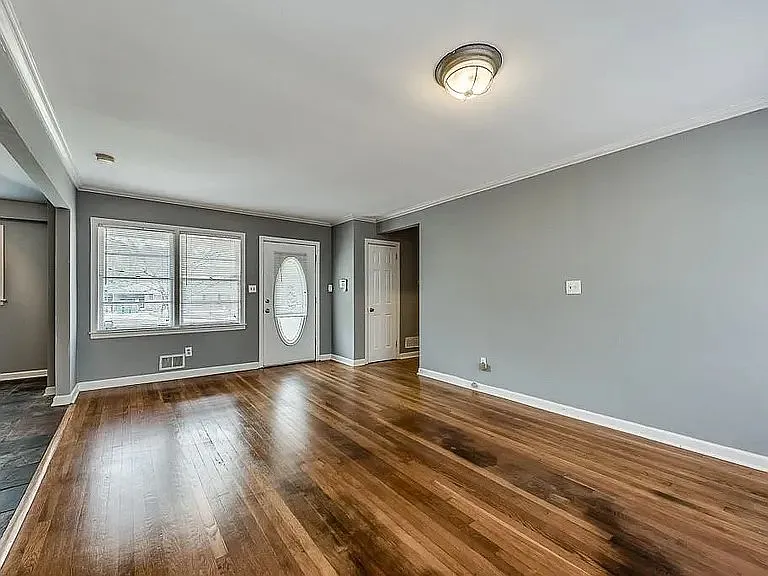 3129 Robin Rd — Photo 4
