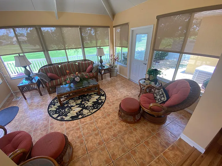 3301 Archer Ave — Photo 25