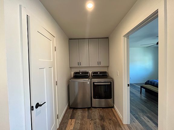 5th image of 801 Sierra Vista Way APT 22