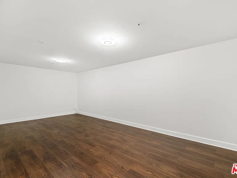 11815 Folkstone Ln — Photo 27