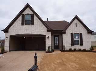 105 Willow Spring Dr, Oakland, TN 38060