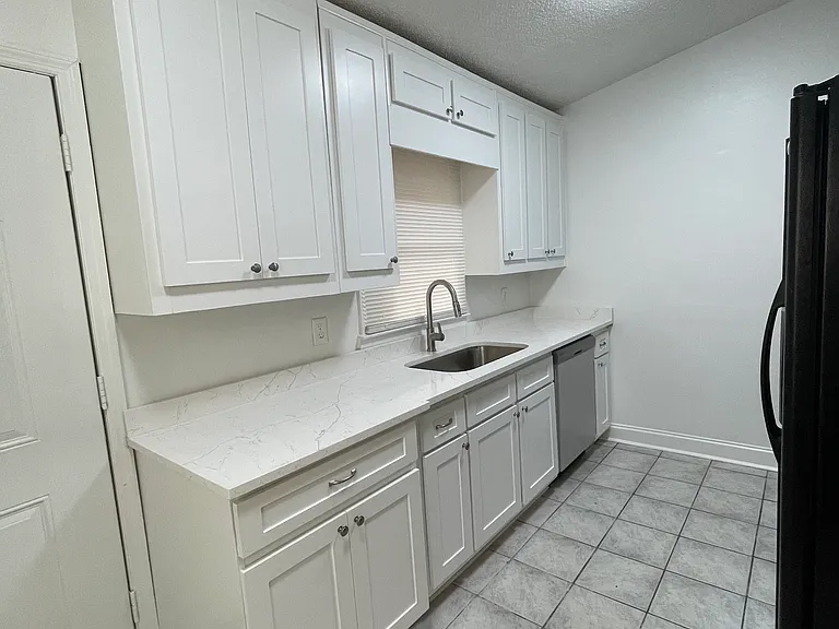 3159 Davenport Rd #A — Photo 2