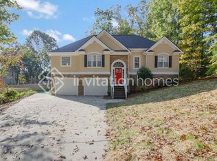 9211 Woodlake Ct, Villa Rica, GA 30180