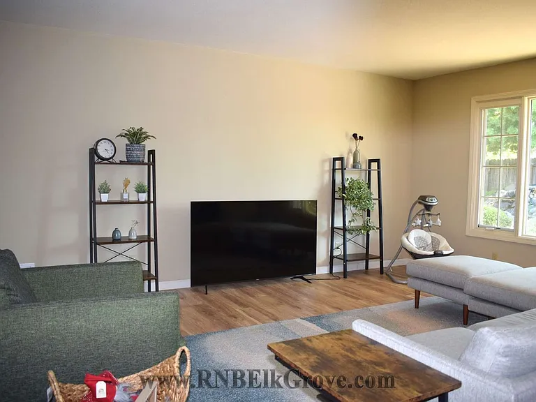 9006 El Patio Ct — Photo 2