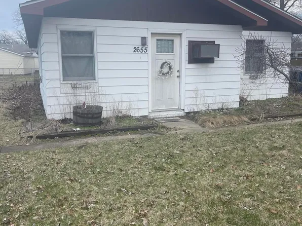 2655 Huntington St, Lake Station, IN 46405