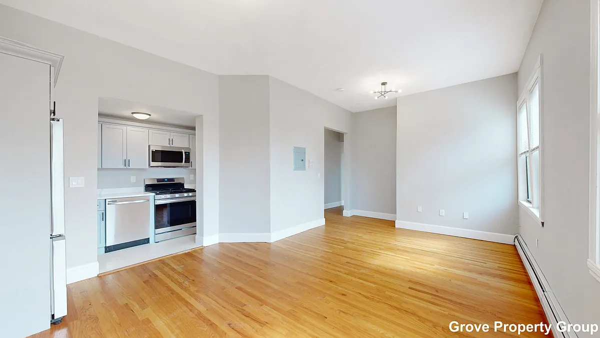 Building Photo - 181 Highland St #1