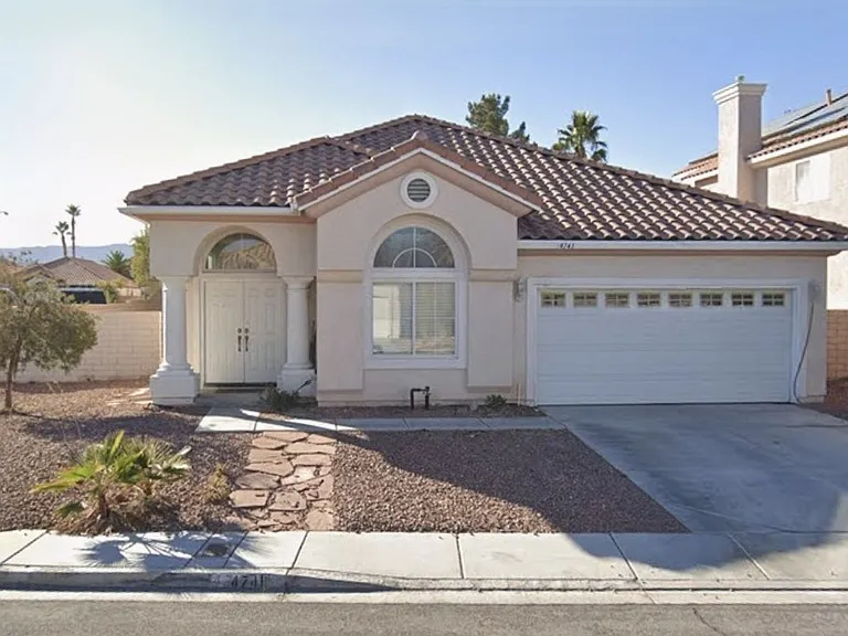 4741 Leg Horn Ct — Photo 1