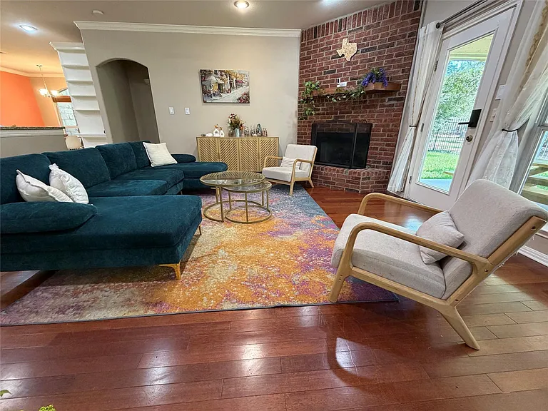 2704 Dagama Ct — Photo 3
