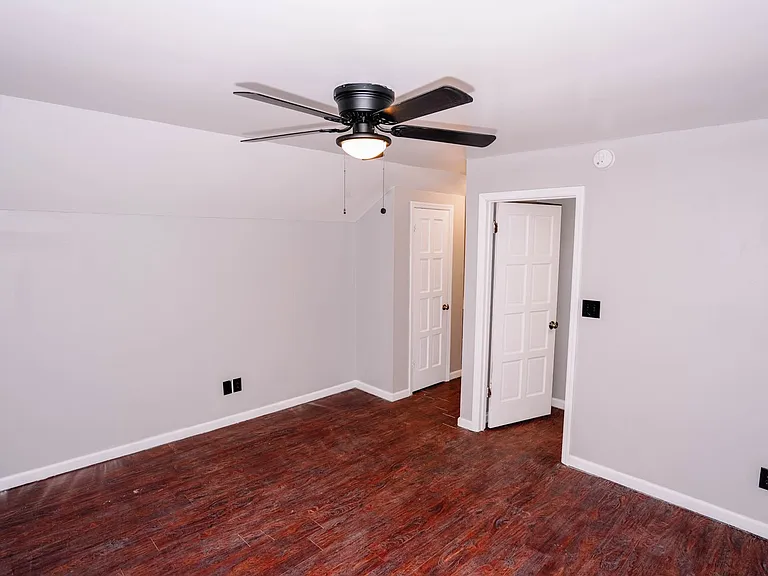 9018 Mahogany Row SE — Photo 29