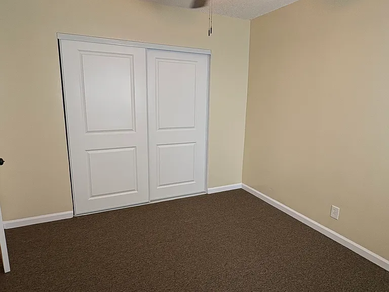 520 E Pleasant St #4 — Photo 6