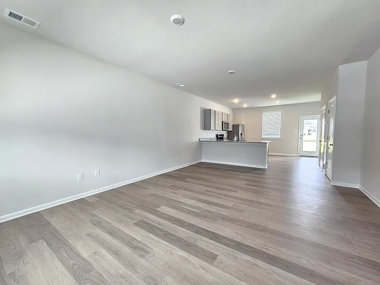 1410 Sugarplum Ln #1 — Photo 9