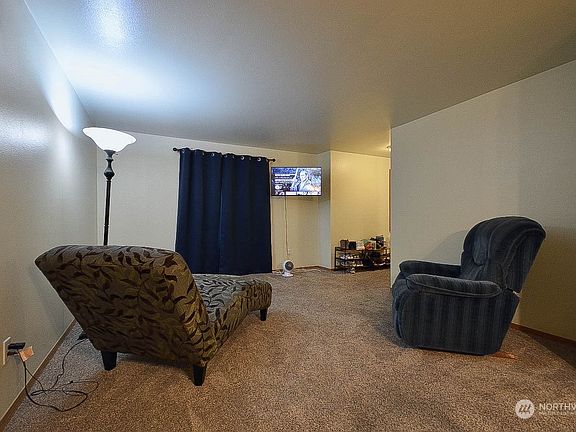 5th image of 1504 Fitz Hugh Court SE