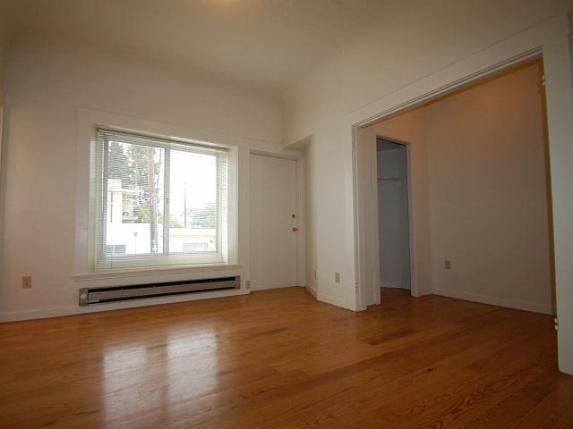 2nd image of 89 Vernon St