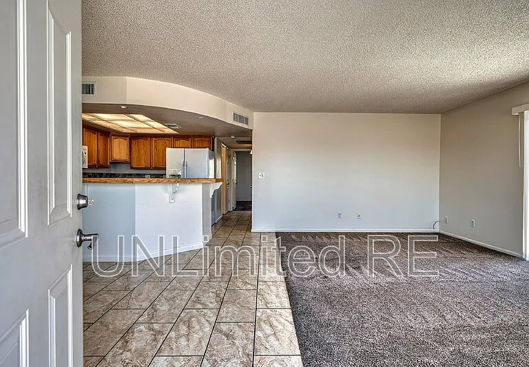 2982 Winterhaven Dr — Photo 6