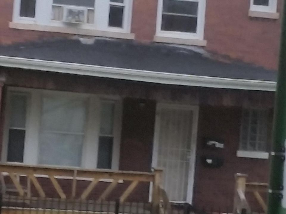 1st image of 6228 S Claremont Ave Floor 1
