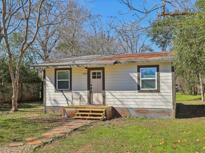 304 Harris St, Smithville, TX, 78957