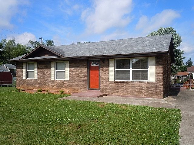 1st image of 901 Elmhurst Ave