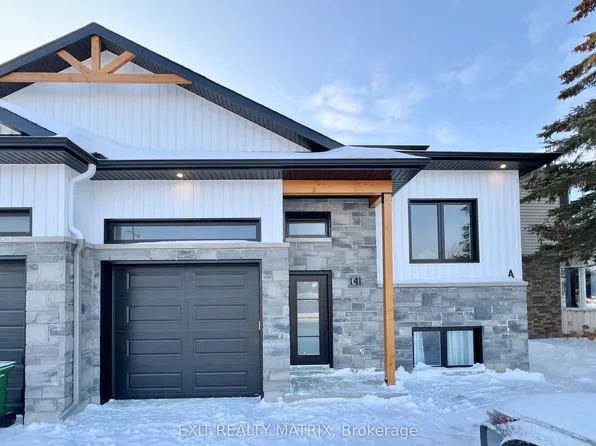141 Centenaire St, Russell, ON K0A 1W0