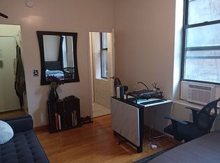 402 W 51st St APT 2B, New York, NY 10019
