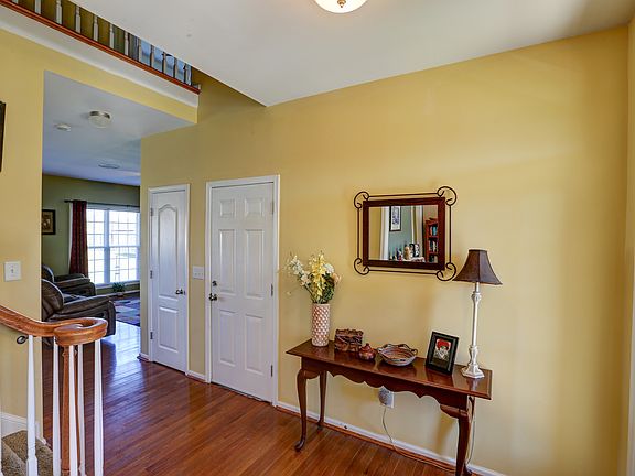 5th image of 1701 Cypress Ct