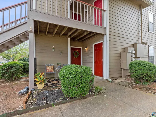 351 Waters Edge Ln #351, Madison, AL 35758
