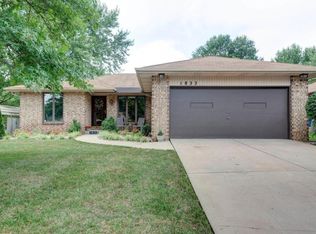 1822 W Primrose St, Springfield, MO 65807