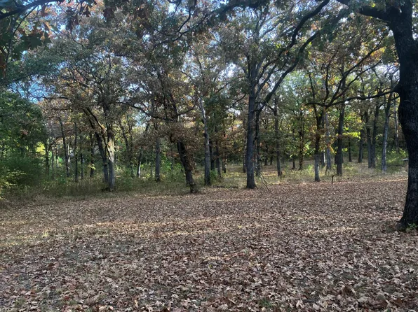 300 Pleasant Valley Rd, Poteau, OK 74953