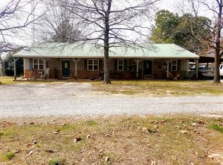 486 Carpenter Ln, Piggott, AR 72454