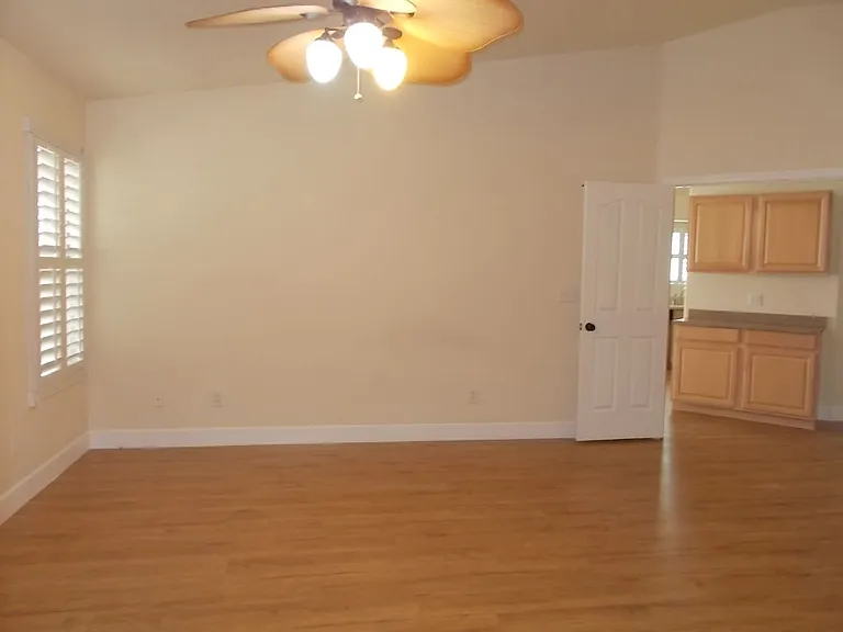 112 Golf Course St — Photo 18