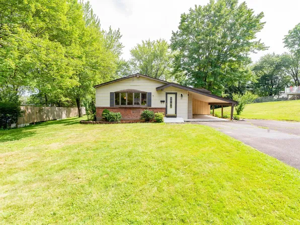 10 Thomas Street, Windsor Locks, CT 06096