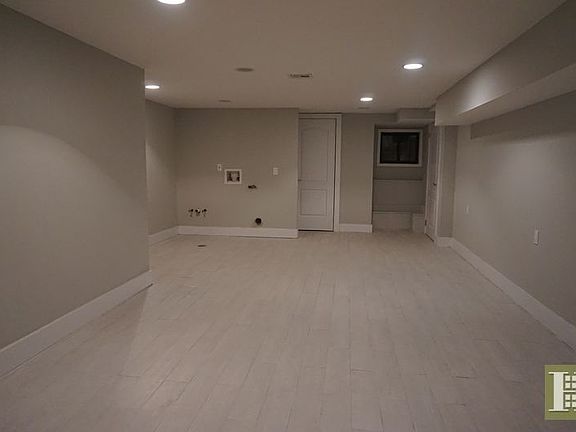 5th image of 712 Halsey St #1