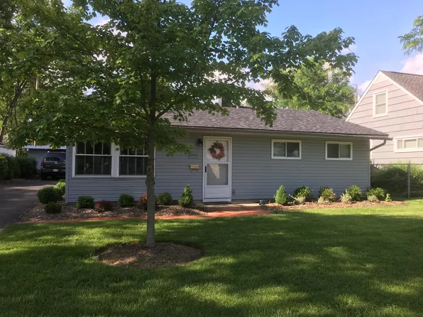 2534 Woodstock Rd, Columbus, OH 43221