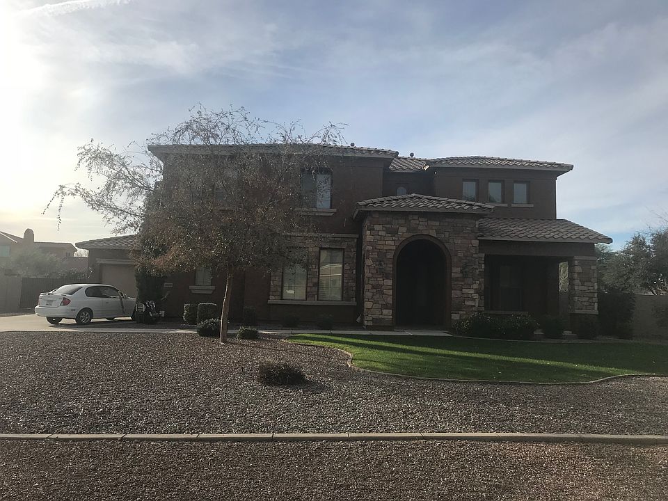 1st image of 20207 E Poco Calle