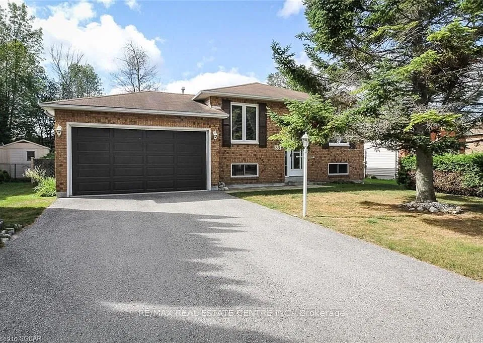 33 Evergreen Cres
